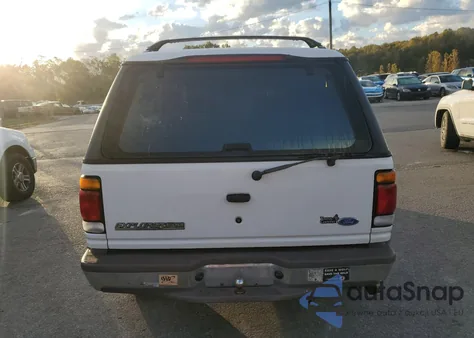 1997 Ford Explorer z USA, uszkodzony, nr VIN 1FMDU34E0VUA15171